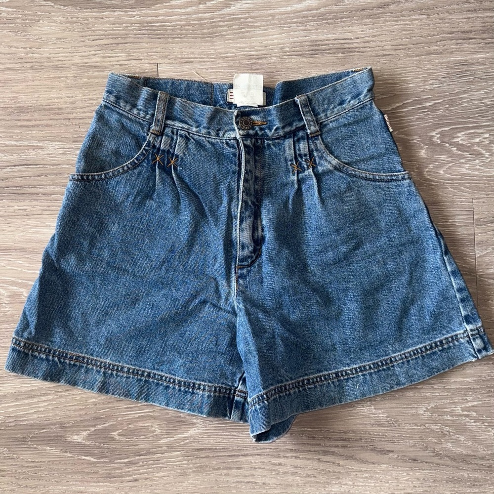 Vintage Esprit High Rise Denim Shorts – Pleated – 90s Fit